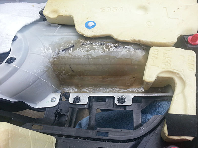 DIY Cracked Armrest Repair Unofficial Honda FIT Forums